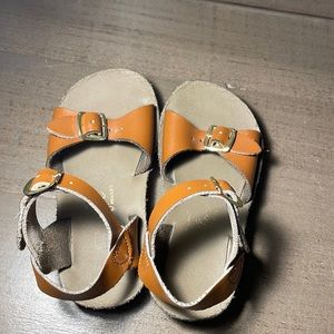 Sun San surfer sandals